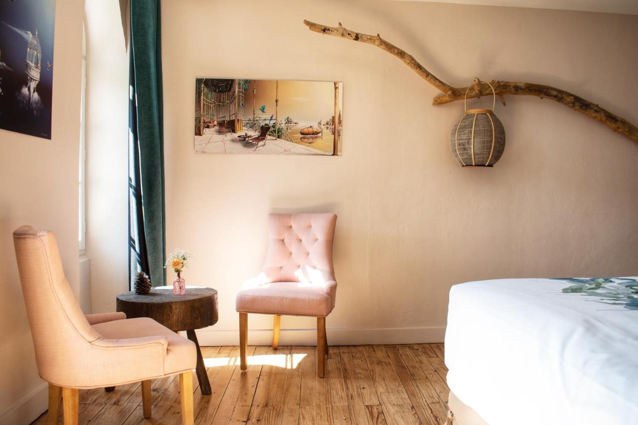 살레 레 볼렛 바이올렛 B&B 외부 사진