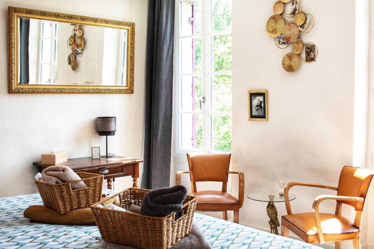 살레 레 볼렛 바이올렛 B&B 외부 사진