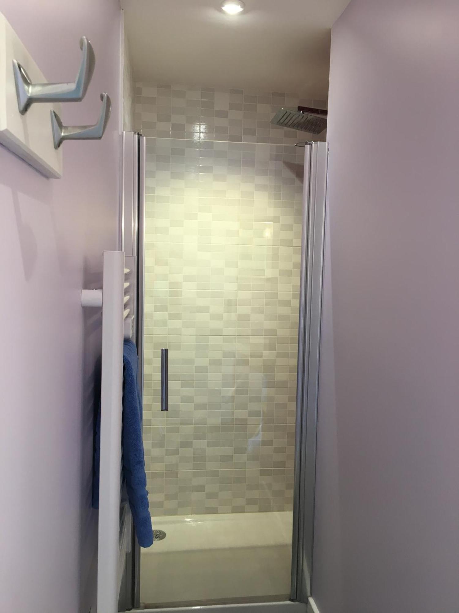 살레 레 볼렛 바이올렛 B&B 외부 사진